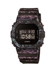 Мъжки часовник Casio G-SHOCK черен с лилаво и зелено