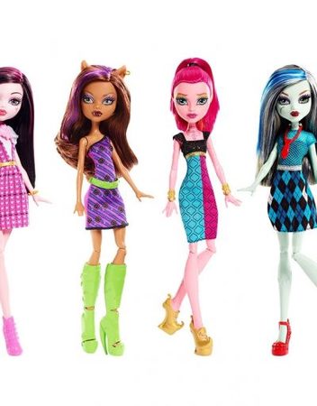 MONSTER HIGH Кукла БАЗОВ МОДЕЛ