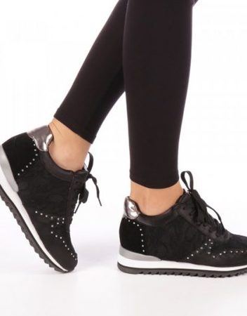 Дамски спортни обувки Esmee черни