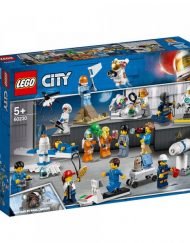 LEGO CITY Пакет с хора – космически изследвания 60230