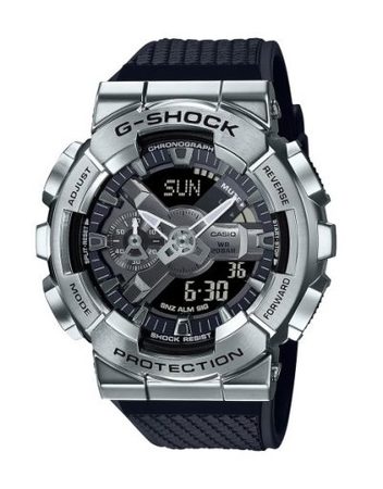 Часовник Casio G-Shock GM-110-1AER